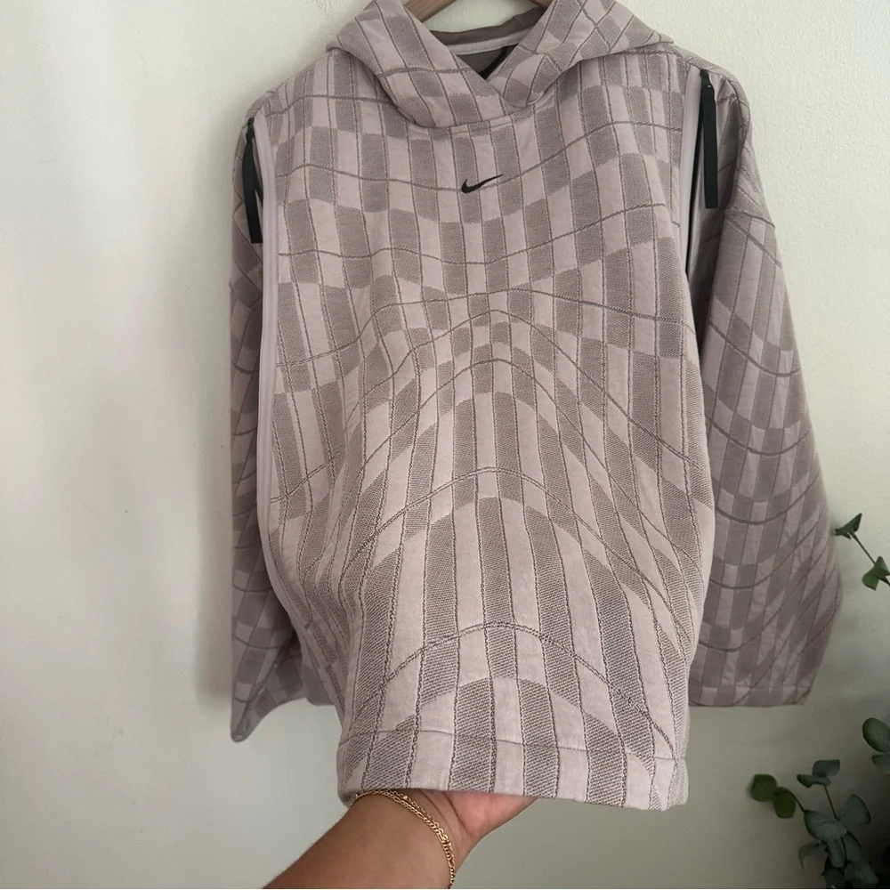 Nike Sportswear Tech Pack Hoodie Platinum Violet Size Medium Women’s NWT - Picture 6 of 15